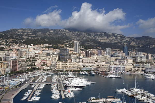 《深入開展公共機構綠色低碳引領行動促進碳達峰實施方案》（節(jié)選）